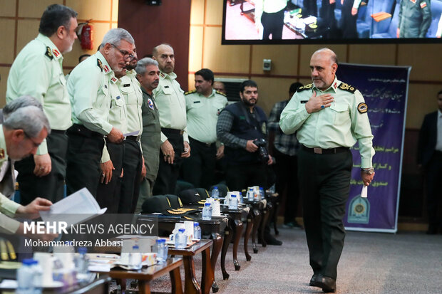 مراسم تجلیل از کارکنان کاشف اموال صندوق امانات بانک ملی 9