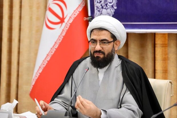 تلاش دشمن برای القای چهره منفی از روحانیت به جامعه