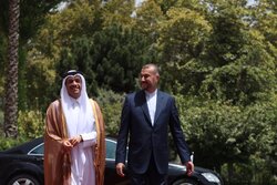 Emir Abdullahiyan, Katarlı mevkidaşı ile görüştü