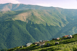 مراتع زیبای روستای «چینو»