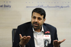‌اصلاحات از بیانیه میرحسین اعلام برائت کند/ ‌حمله به «دفاع از حرم» استراتژی اصلاح‌طلبان است