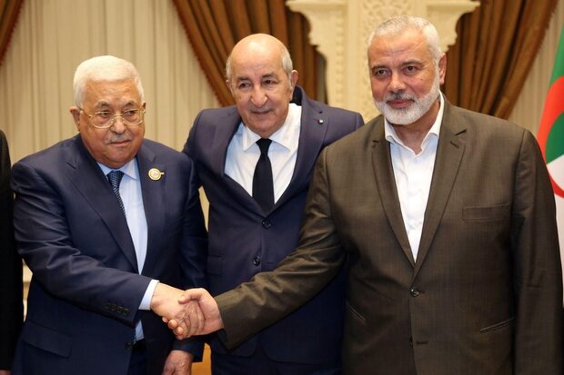 Mahmud Abbas ile Hamas lideri Heniyye yıllar sonra buluştu Mahmud Abbas ile Hamas lideri Heniyye yıllar sonra buluştu