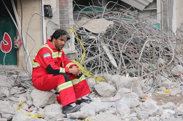 بچههای آتشنشان نیاز به تجدیدروحیه دارند /همیشه آماده مرگ هستیم