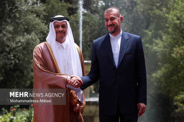 Emir Abdullahiyan Doha'da ikili temaslarda bulundu