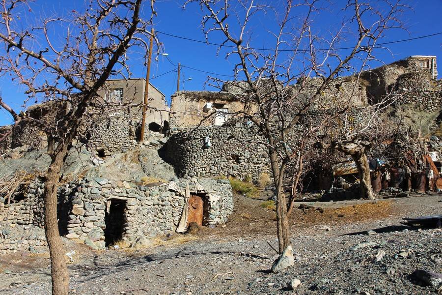 ماجرای تخریب خانههای چهاردِه/ گلایه روستائیان تا سخن سرمایه دار