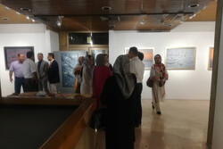 نمایشگاه نقاشی‌خط «مه نوشته‌ها» در فرهنگسرای نیاوران