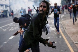 معترضان سریلانکایی:تا استعفای دولت اشغال اقامتگاه های آن ادامه دارد