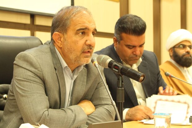 نشست بررسی مشکلات شهرستان زرین دشت برگزار شد نشست بررسی مشکلات شهرستان زرین دشت برگزار شد