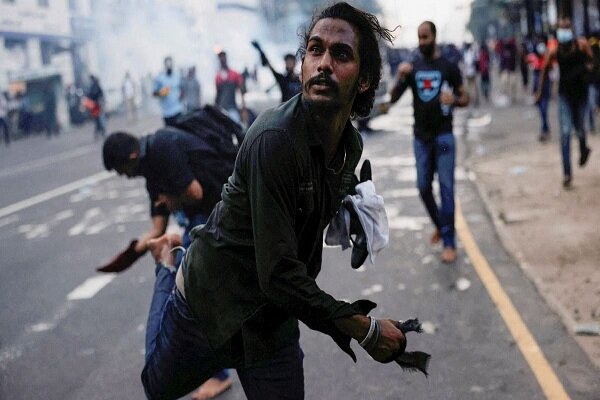 معترضان سریلانکا:تا استعفای دولت اشغال اقامتگاه های آن ادامه دارد