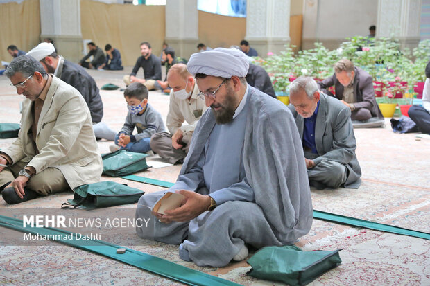 مراسم دعای عرفه در مصلی امام خمینی(ره) اردبیل