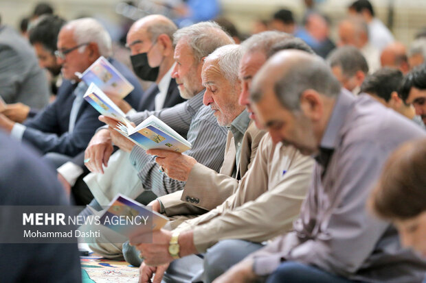 مراسم دعای عرفه در مصلی امام خمینی(ره) اردبیل