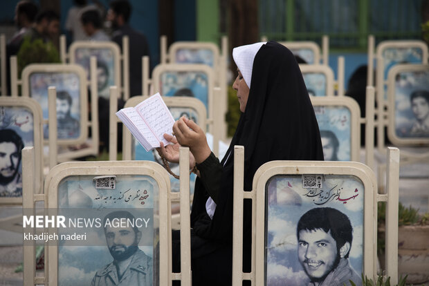 برگزاری برنامه «همسنگر» با معرفی شهدای نصف جهان در ایام نوروز