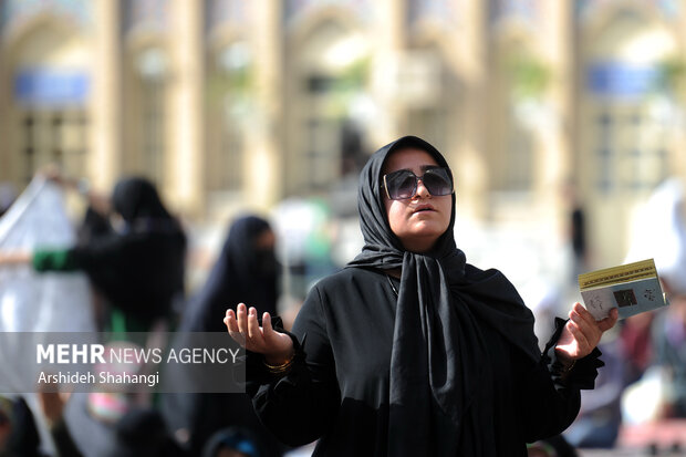 مراسم دعای روز عرفه بعدازظهر امروز شنبه ۱۸ تیر ۱۴۰۱ در حرم عبدالعظیم حسنی برگزار شد