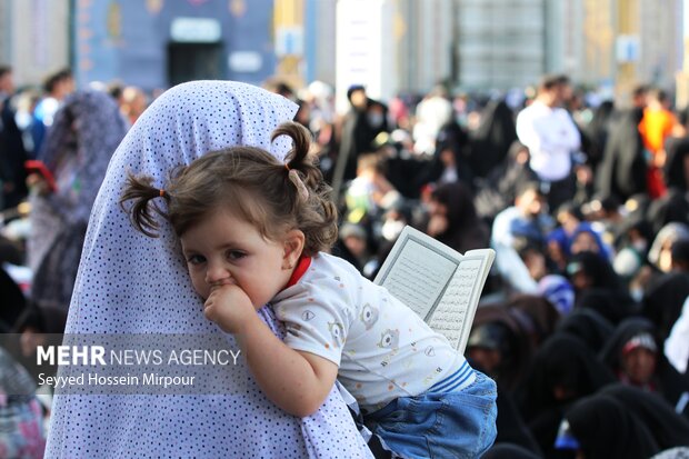 مراسم دعای عرفه در حرم مطهر رضوی