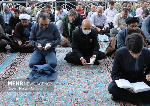 مراسم دعای عرفه در حرم مطهر رضوی