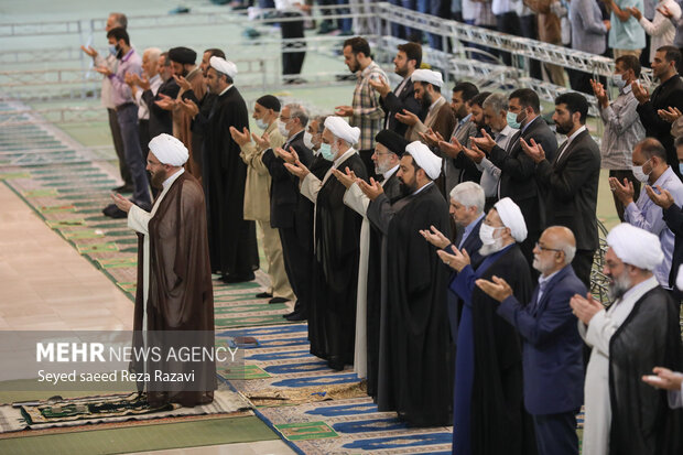 Eid al-Adha prayers in Imam Khomeini Mosalla
