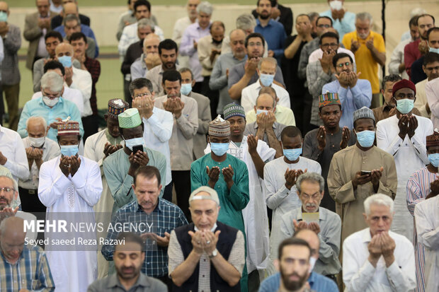 Eid al-Adha prayers in Imam Khomeini Mosalla
