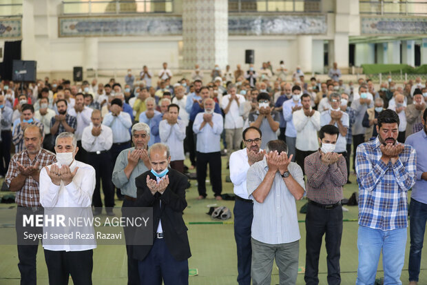 Eid al-Adha prayers in Imam Khomeini Mosalla
