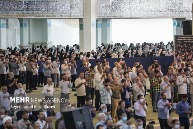 Eid al-Adha prayers in Imam Khomeini Mosalla
