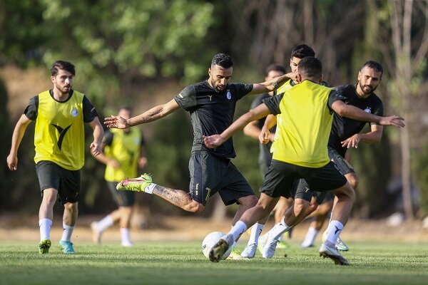 ارسلان مطهری در فهرست مازاد استقلال قرار گرفت