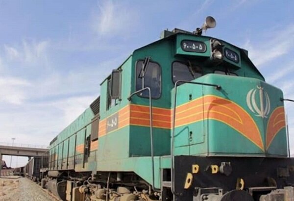 راه آهن ارومیه روی ریل بلاتکلیفی/موانع تکمیل زیرساخت ها برطرف شود