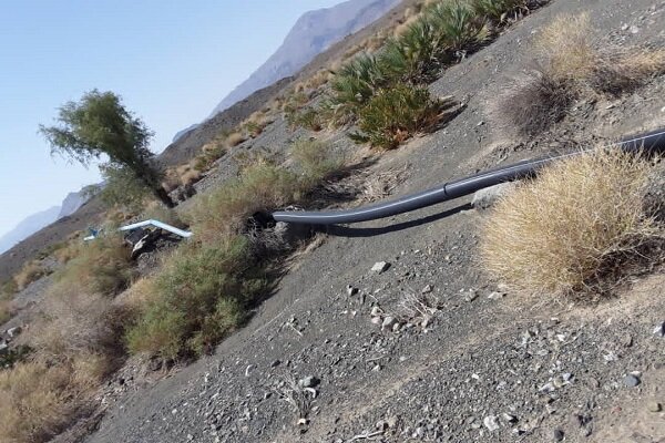 ۳۰ سال انتظار برای یک جرعه آب/برکه های غیربهداشتی تنها امید مردم