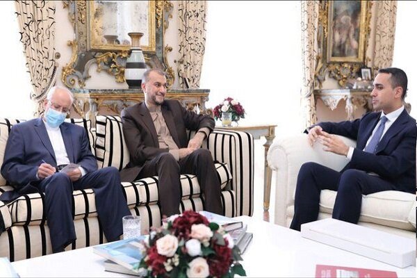Iran, Italy FMs discuss JCPOA, relations in Rome meeting