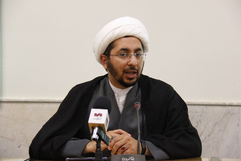 نوجوانها باید فعالیت جهانی داشته باشد