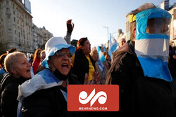تجمع مردم آرژانتین در اعتراض به گرانی