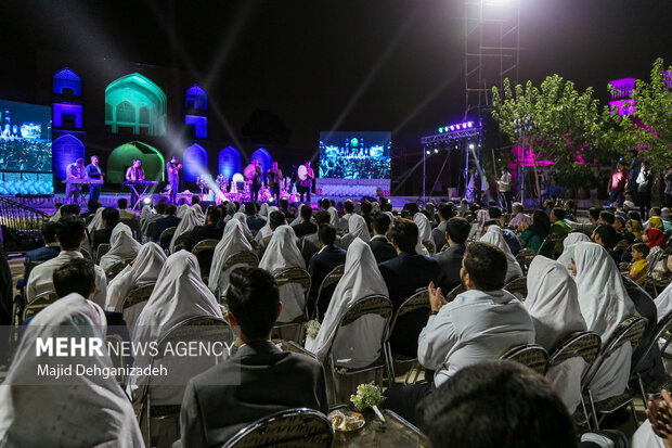 جشن بزرگ زیباترین پیوند در <a href='https://sayeb.ir/tag/%db%8c%d8%b2%d8%af'></div>یزد</a>