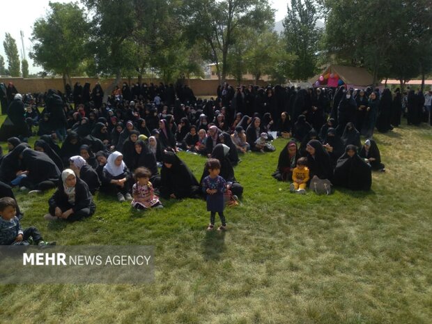 اجتماع بزرگ نسل امامزمانیها در راهپیمایی روز عفاف و حجاب فریدن