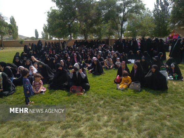 اجتماع بزرگ نسل امامزمانیها در راهپیمایی روز عفاف و حجاب فریدن