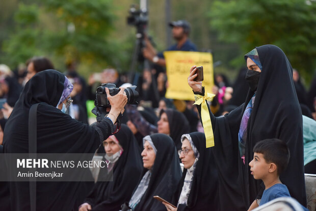 تجمع بزرگ بانوان زهرایی در شیراز