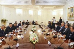 İran Meclis Başkanı Taşkent'te Özbek mevkidaşı ile görüştü