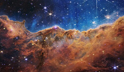 تصاویر جیمز وب از گرد و غبار ستاره در حال مرگ و ۵ قلوی کهکشانی !