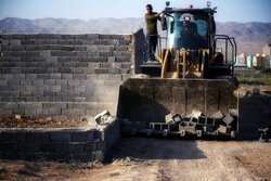 ۷ فقره ساخت و ساز غیر مجاز در شهرستان سامان تخریب شد