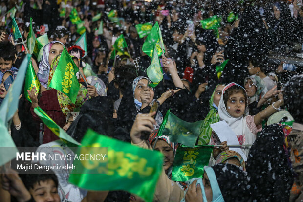 جشن «بچه های بابا حیدر» در <a href='https://sayeb.ir/tag/%db%8c%d8%b2%d8%af'></div>یزد</a>