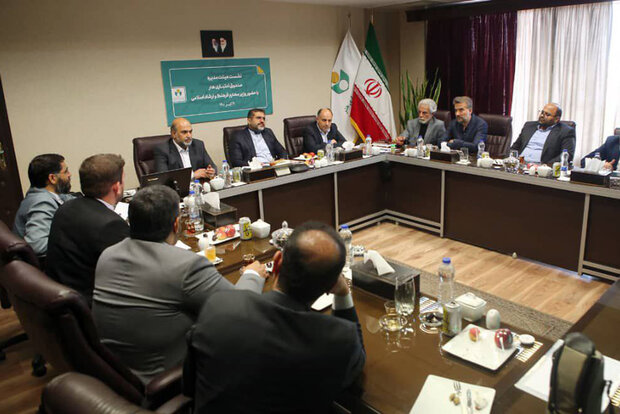 تبیین برنامههای حمایتی دولت از اصحاب فرهنگ و هنر