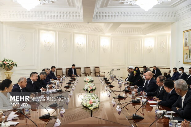 Ghalibaf's meeting with Uzbek parliaments speakers
