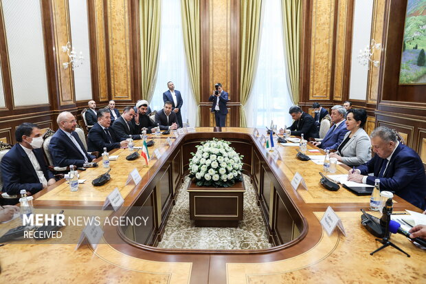 Ghalibaf's meeting with Uzbek parliaments speakers
