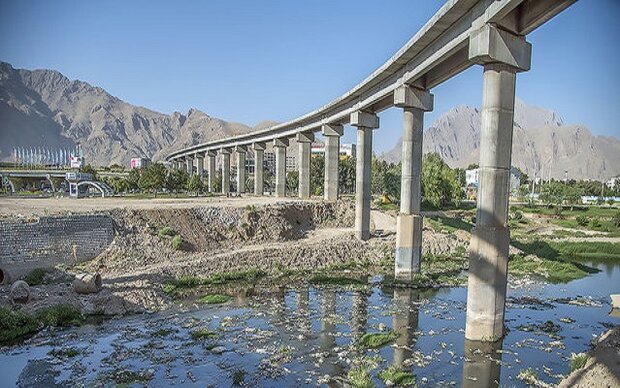 «قره‌سو»همچنان بلاتکلیف/ رودخانه شهر کرمانشاه متولی ندارد