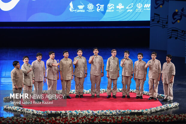 دومین جشنواره سرود فجر البرز پایان یافت