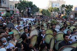 نخستین روز دهمین جشنواره بین‌المللی دف نوای رحمت