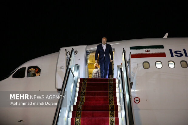 محمدباقر قالیباف رئیس مجلس شورای اسلامی در حال ورود به فرودگاه مهرآباد تهران پس از حضور سه روزه در ازبکستان است
