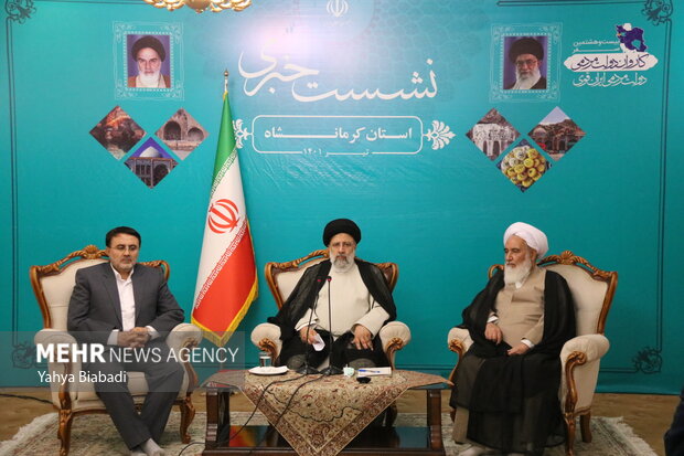 مصوبات رفع بیکاری کرمانشاه تا حصول نتیجه پیگیری شود مصوبات رفع بیکاری کرمانشاه تا حصول نتیجه پیگیری شود