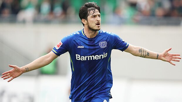 از تصمیم باشگاه زنیت شوکه شدم / در خانهام با لورکوزن قرارداد بستم! 2