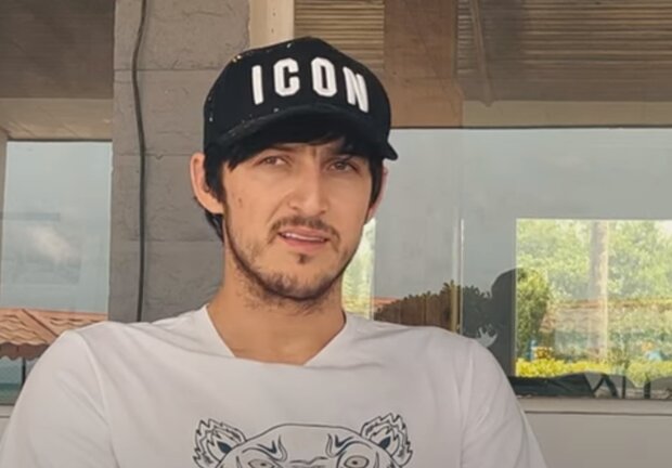 از تصمیم باشگاه زنیت شوکه شدم / در خانهام با لورکوزن قرارداد بستم! 5