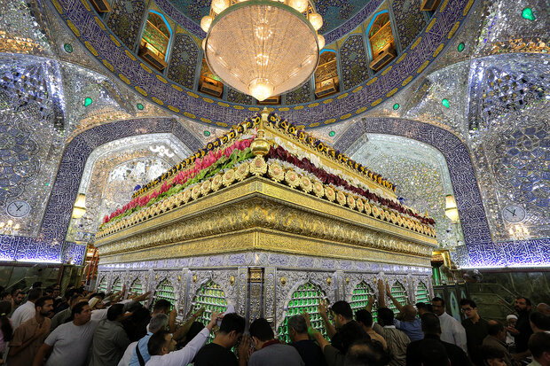 مراسم گلآرایی حرم امیرالمومنین(ع) برگزار شد