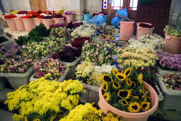 مراسم گلآرایی حرم امیرالمومنین(ع) برگزار شد