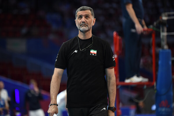Behrouz Ataei to remain Iran volleyball coach